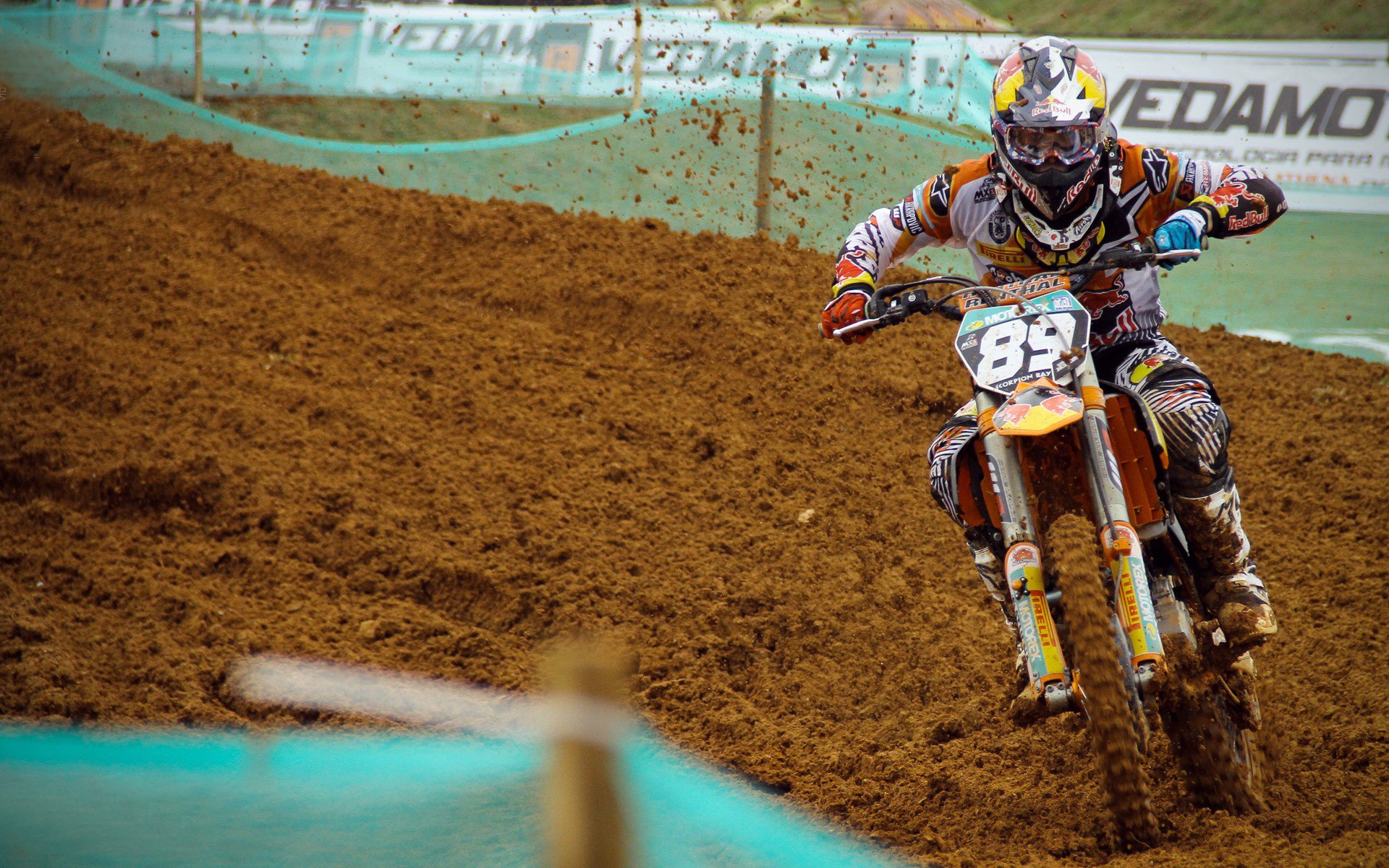 《英雄联盟》年度虚拟偶像上线,粉丝互动频繁,lpl虚拟偶像